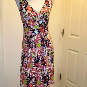 Lands End Classic Summer Dress Fitted Waist Mini Midi Strechy Cozy Sleeveless 6